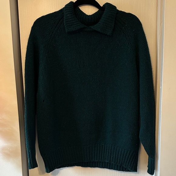 Sweaters - Dark Green Knit Sweater